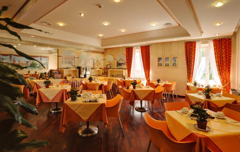 Heart Hotel Milano Екстериор снимка