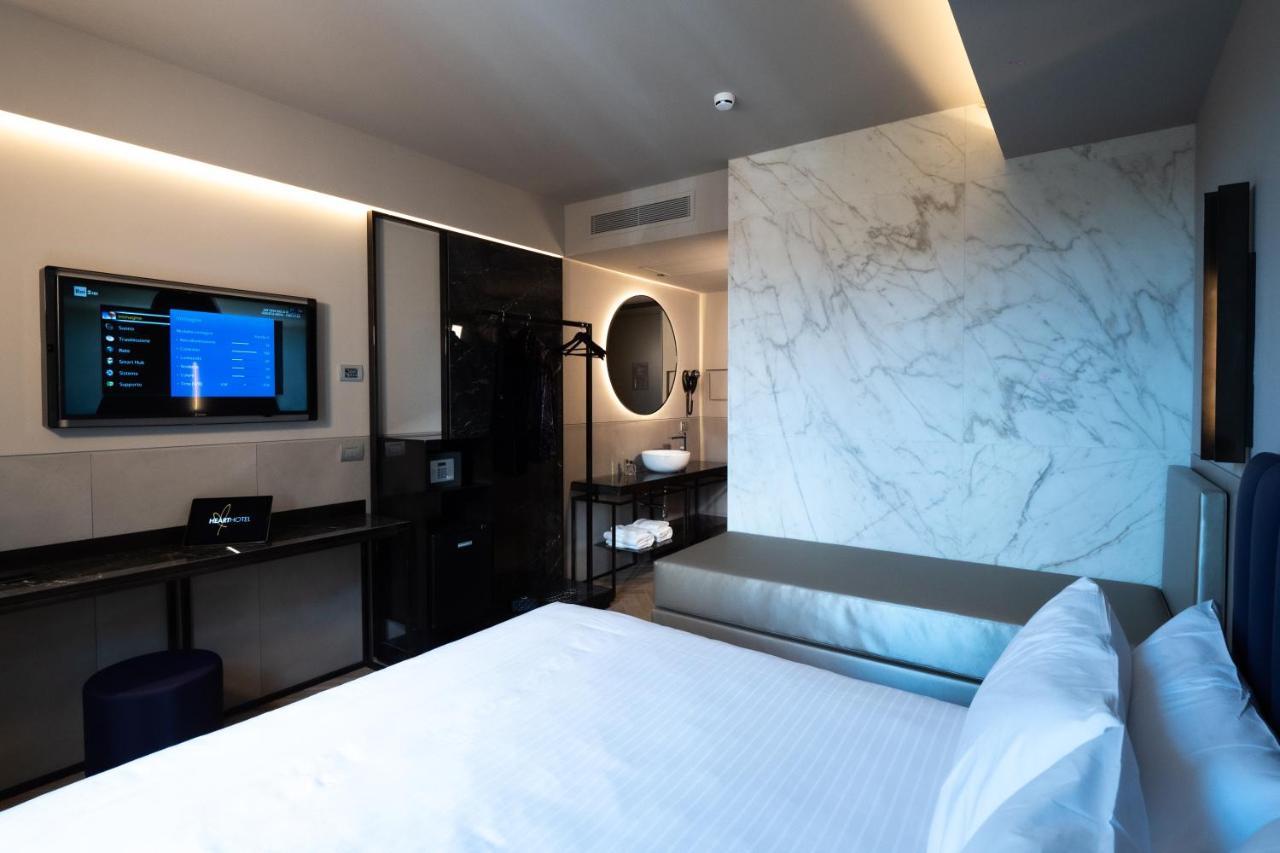 Heart Hotel Milano Екстериор снимка