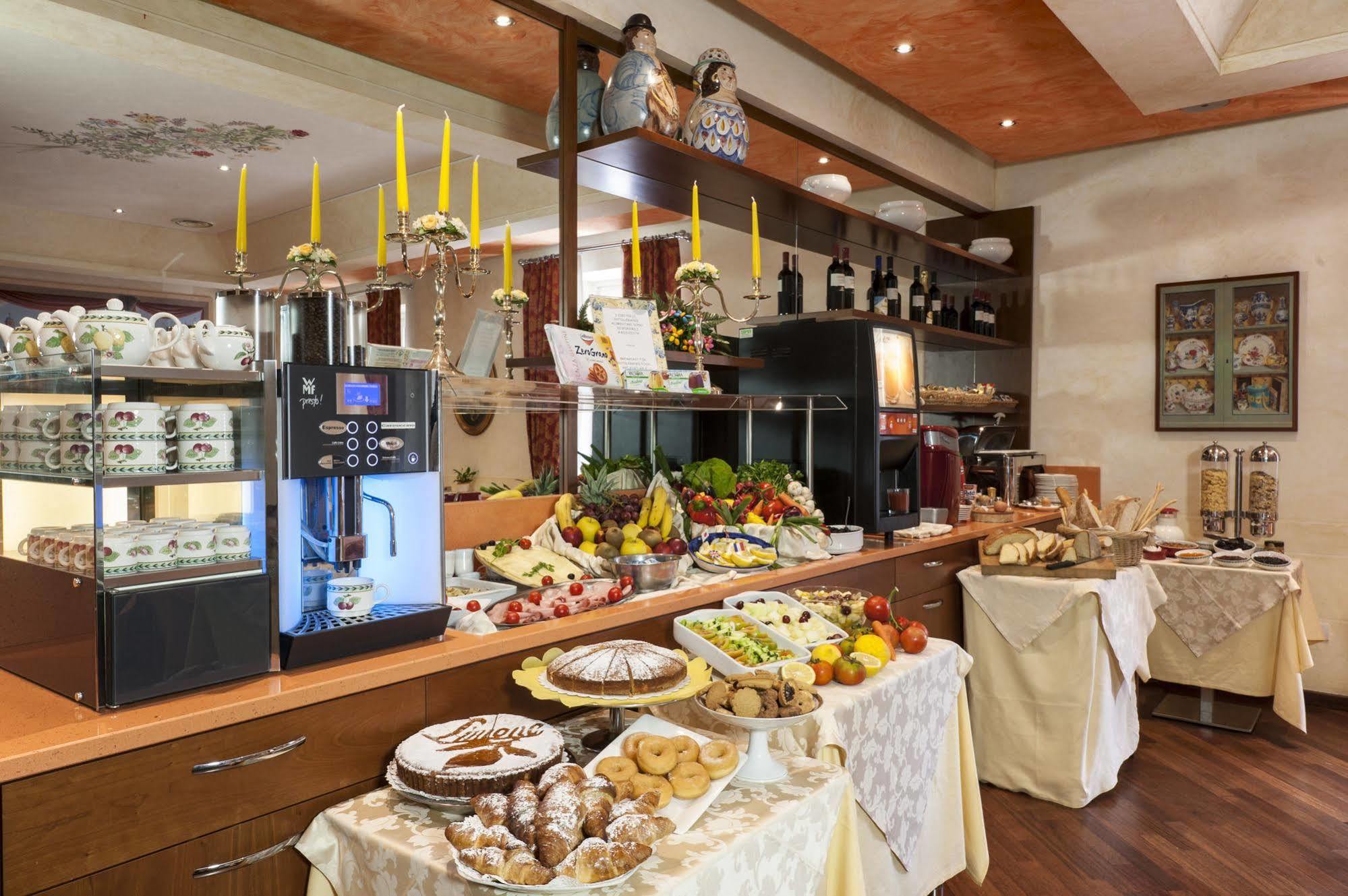 Heart Hotel Milano Екстериор снимка